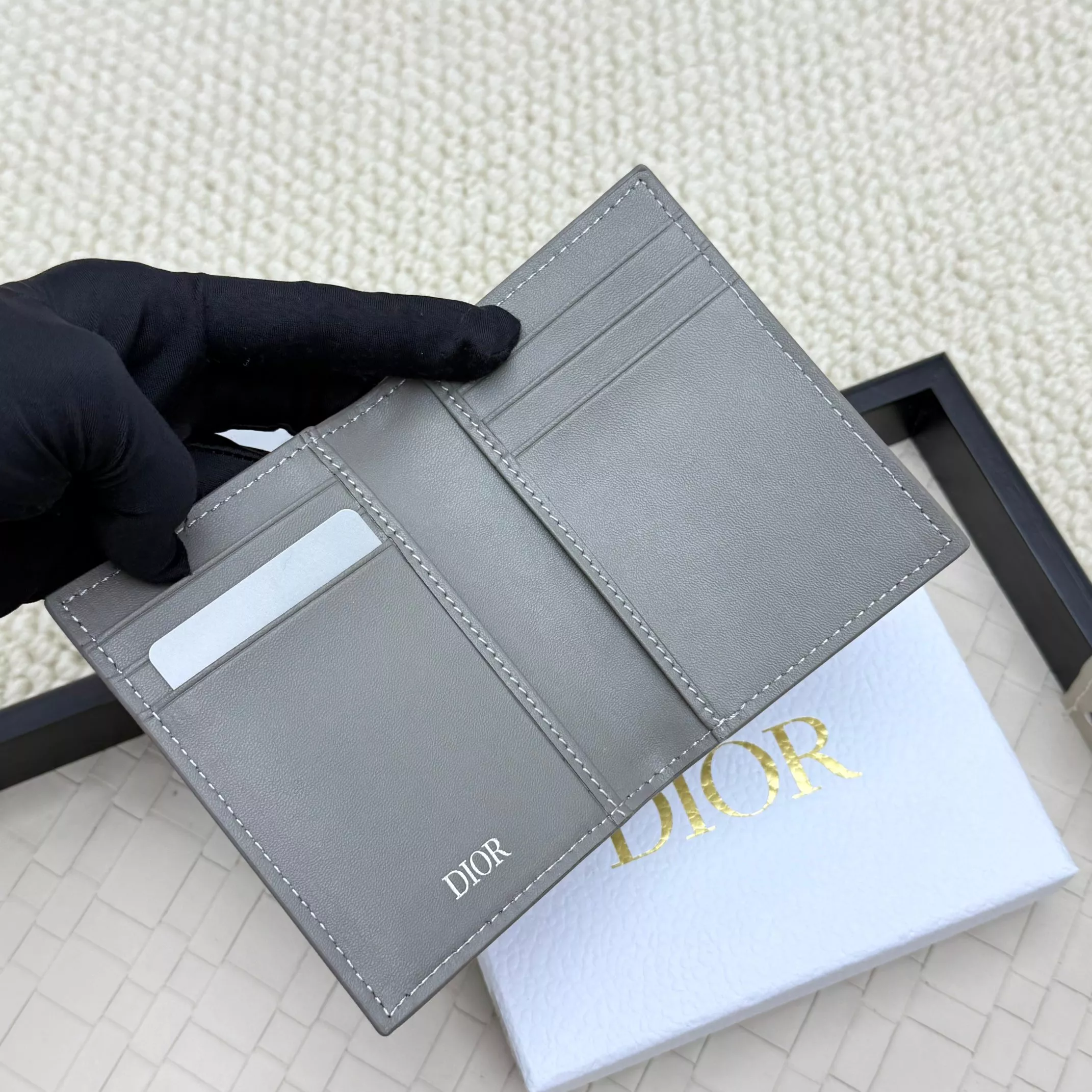 StreetReady 5811 Christian Dior Card Case - Image 5