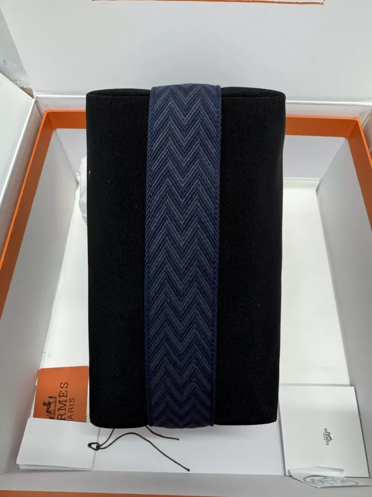 Trendsetting 1922 Hermes AAA Quality Handbags For Women - Image 4