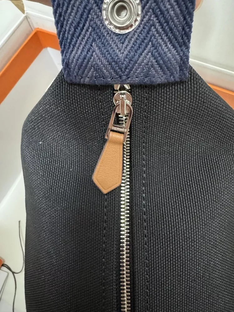 Trendsetting 1922 Hermes AAA Quality Handbags For Women - Image 5