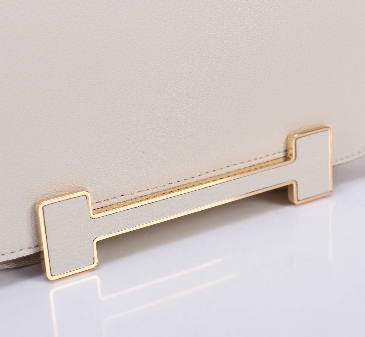 Trendsetting 742 Hermes AAA Quality Messenger Bags For Women - Image 4