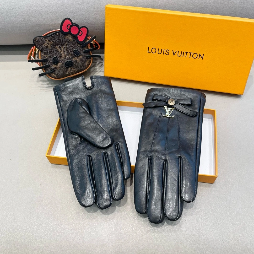 Trendsetting 7597 Louis Vuitton LV Gloves For Women
