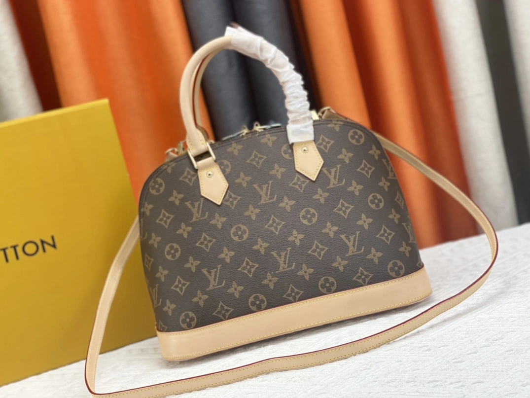 Trendsetting 831 Louis Vuitton AAA Quality Handbags For Women - Image 3