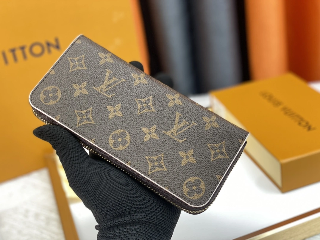 Trendy 148 Louis Vuitton LV Wallets
