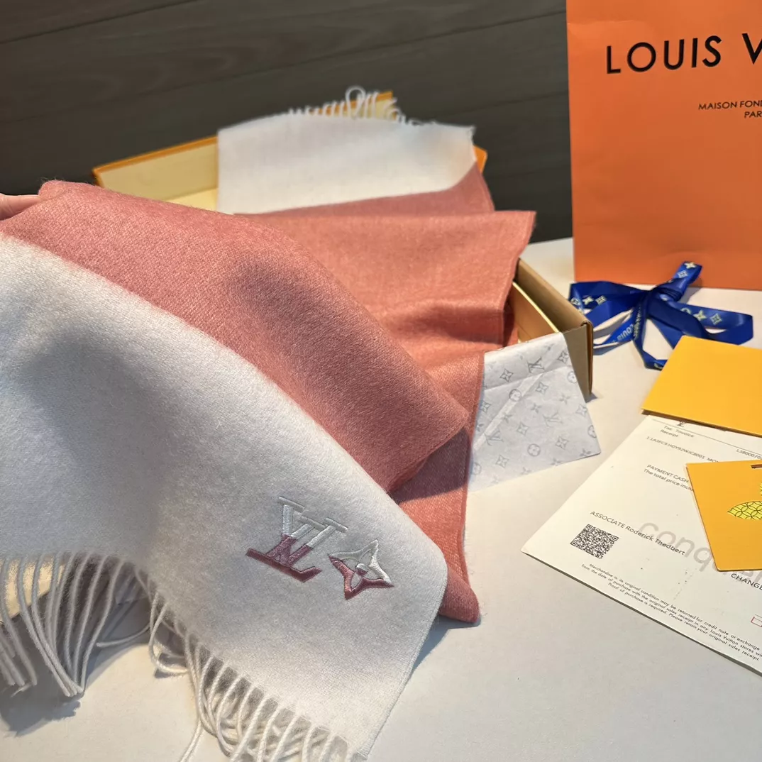 Trendy 1543 Louis Vuitton Scarf For Women - Image 5