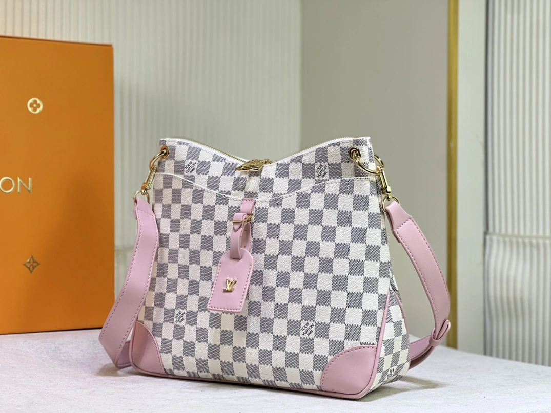 Trendy 3074 Louis Vuitton AAA Quality Messenger Bags For Women