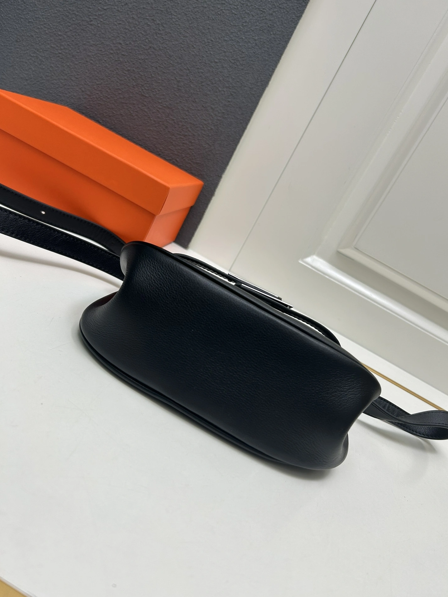 Unique 1043 Hermes AAA Quality Messenger Bags For Women - Image 6