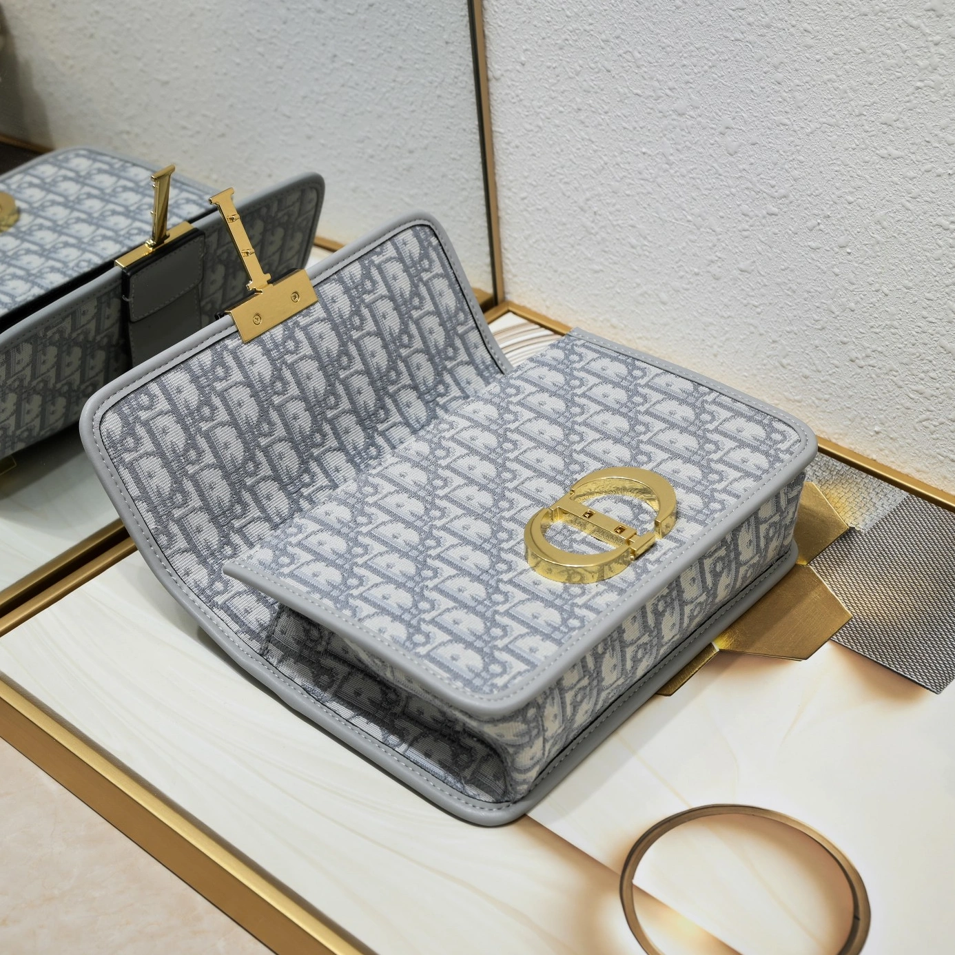 Unique 3369 Christian Dior AAA Quality Messenger Bags For Women - Image 3