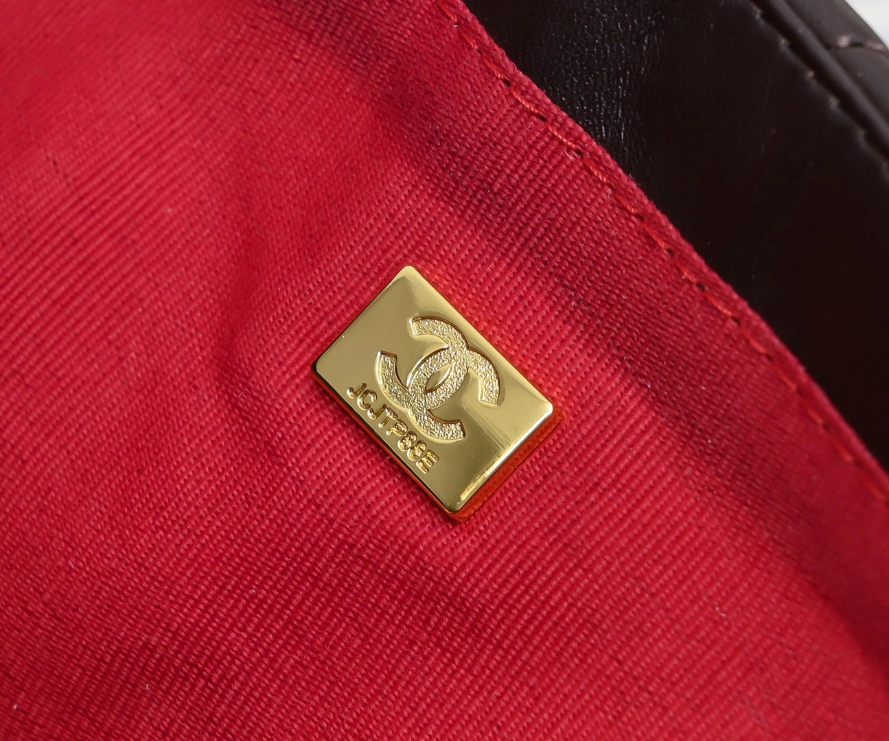 Unique 5819 Chanel AAA Quality Messenger Bags For Women - Image 8