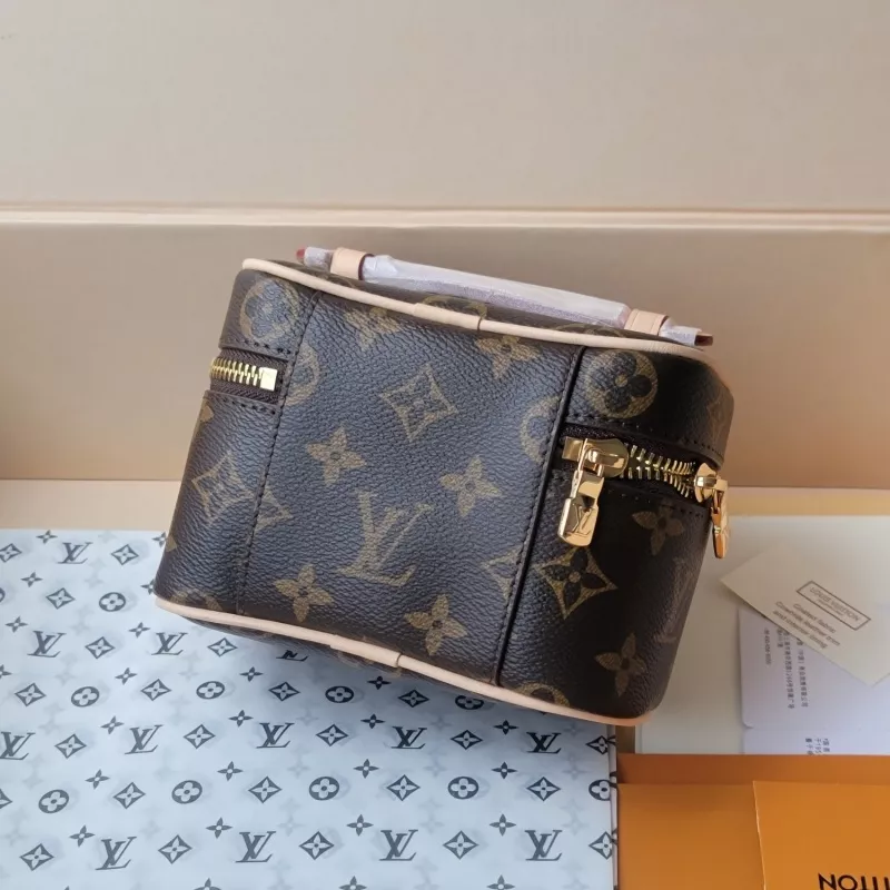 Versatile 3019 Louis Vuitton AAA Quality Handbags For Women - Image 3