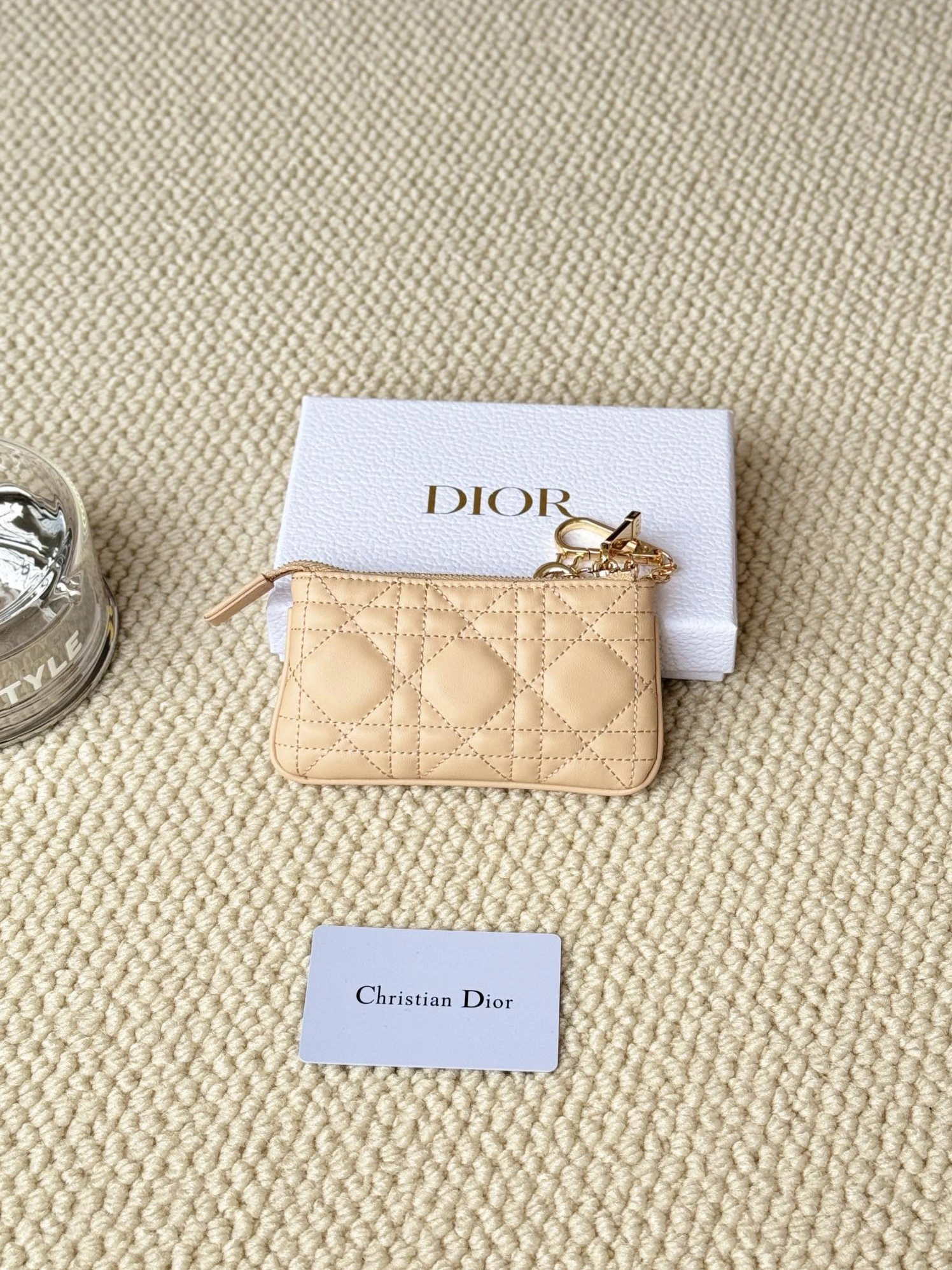 Versatile 8429 Christian Dior Wallets
