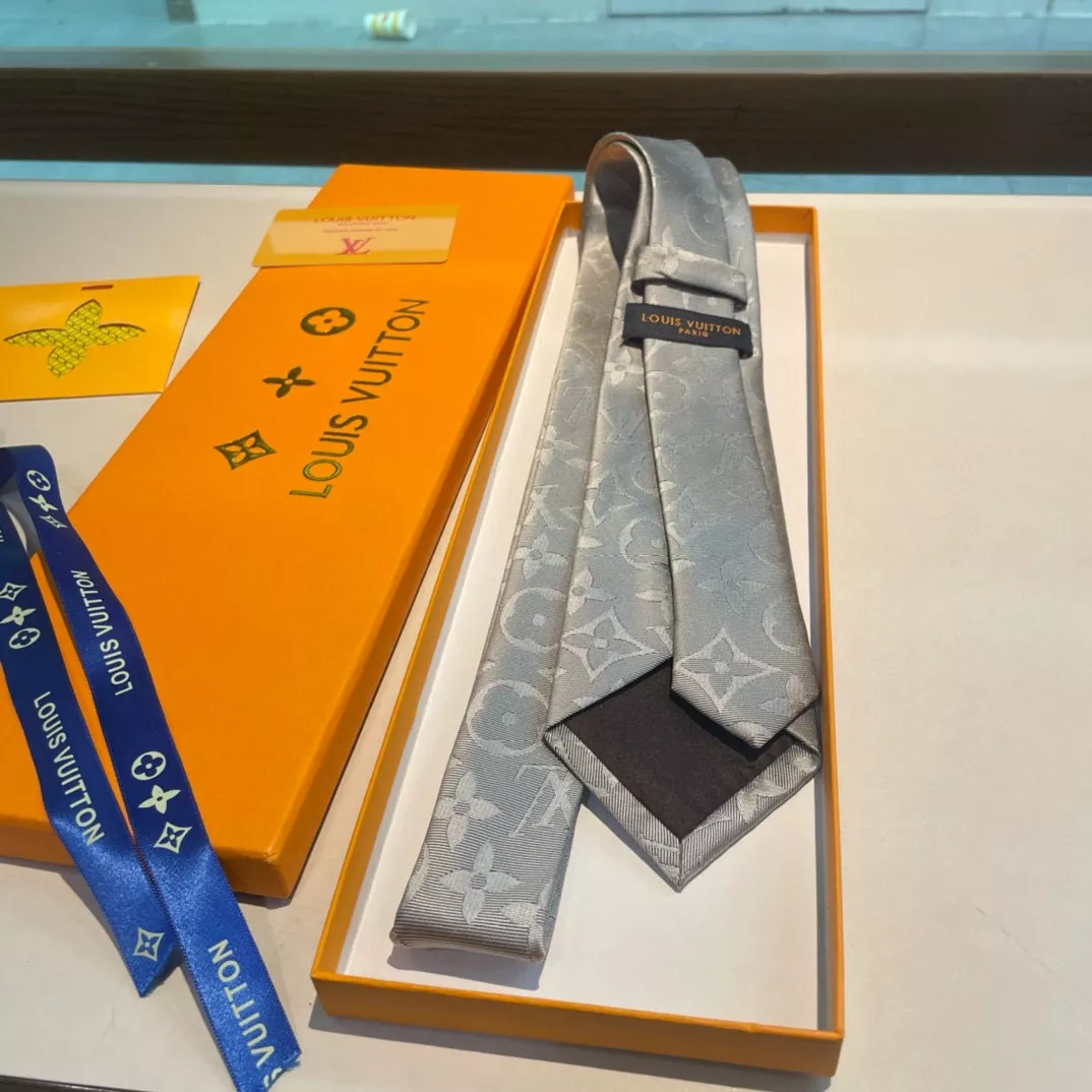 Versatile 9249 Louis Vuitton LV Necktie - Image 3