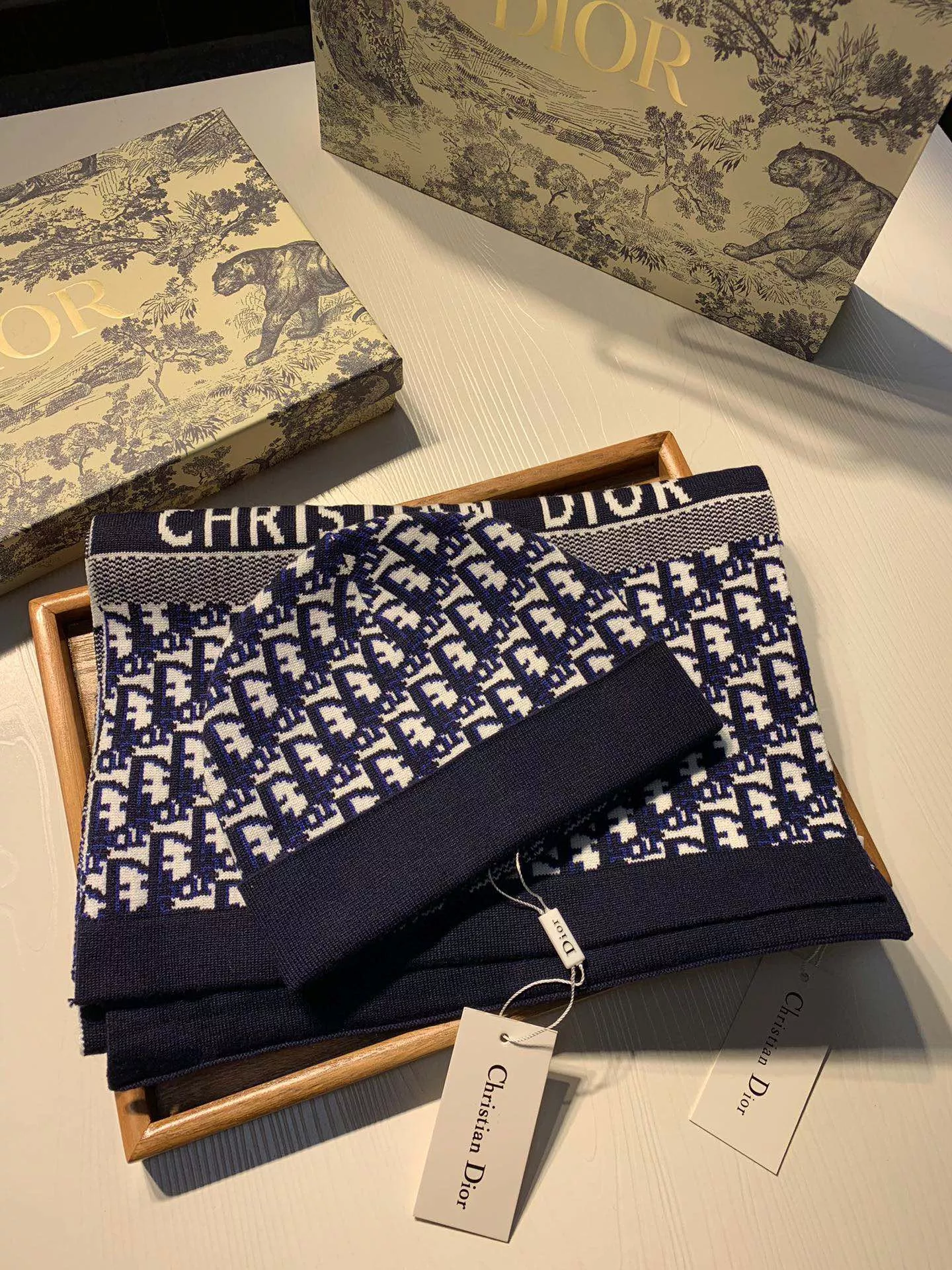 Vibrant 3221 Christian Dior Hat and Scarf Set