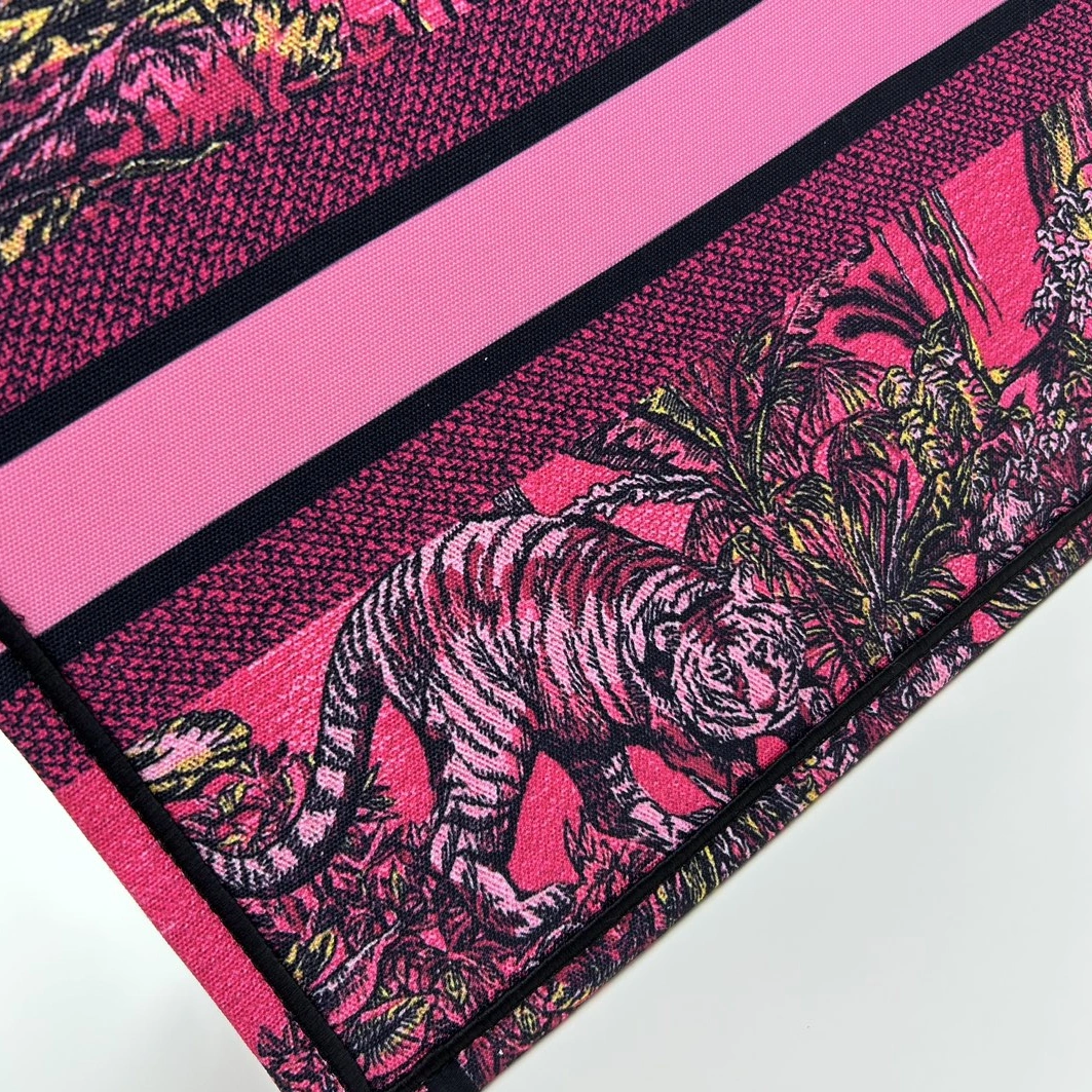 Vibrant 3460 Christian Dior AAA Quality Tote-Handbags For Women - Image 5