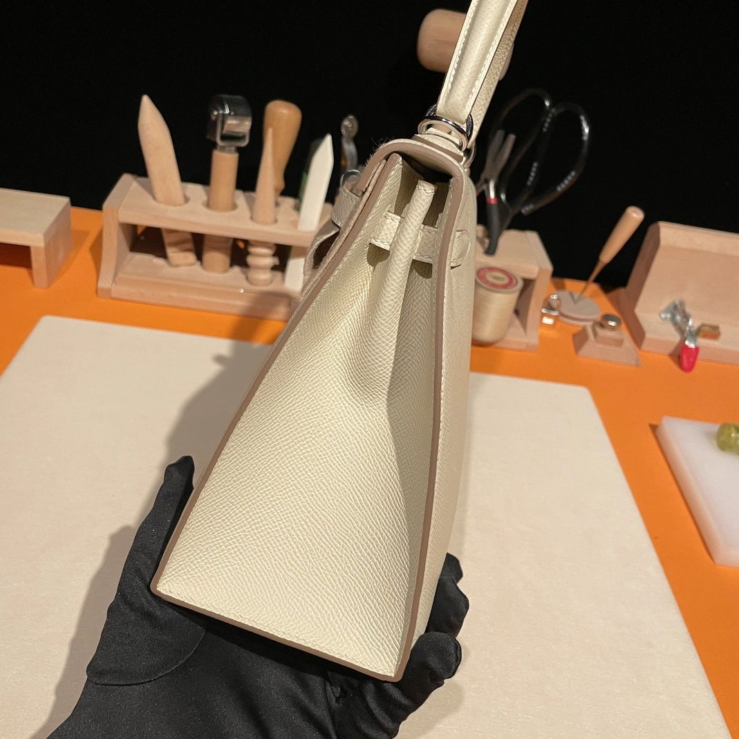 WellDesigned 7981 Hermes AAA Quality Handbags In Silver For Women - Image 6