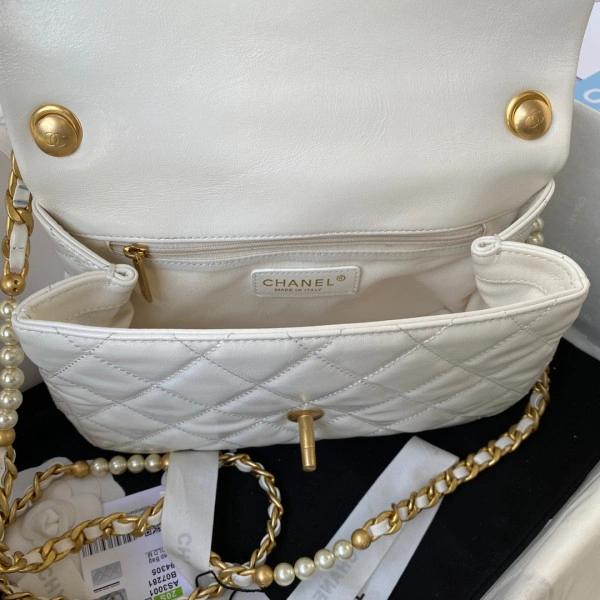 CHANEL FLAP BAG Affordable 521 - Image 7