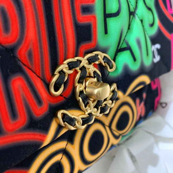 Affordable CHANEL 19 FLAP BAG 61 - Image 10