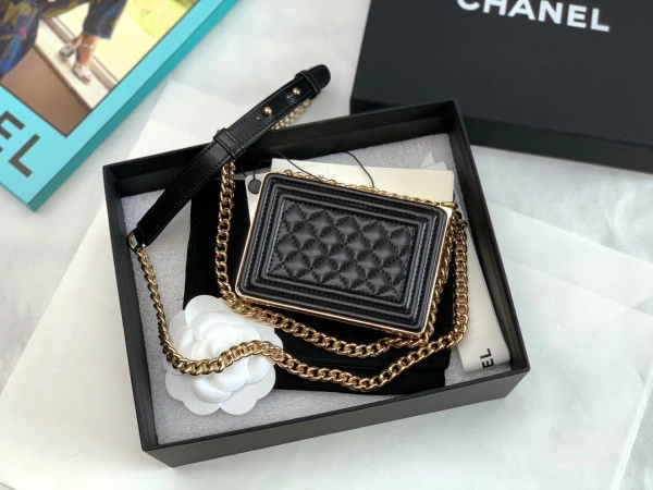 GoAnywhere CHANEL BOY MINAUDIERE 207 - Image 3