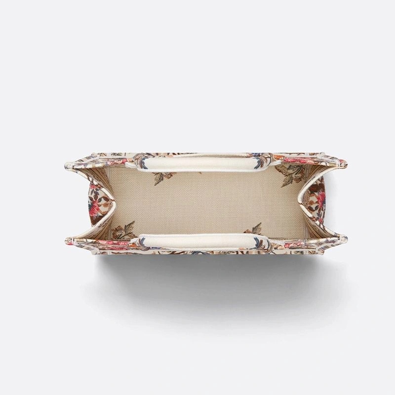 Dior Book Tote Jardin d'Hiver Motif Canvas White - Image 4