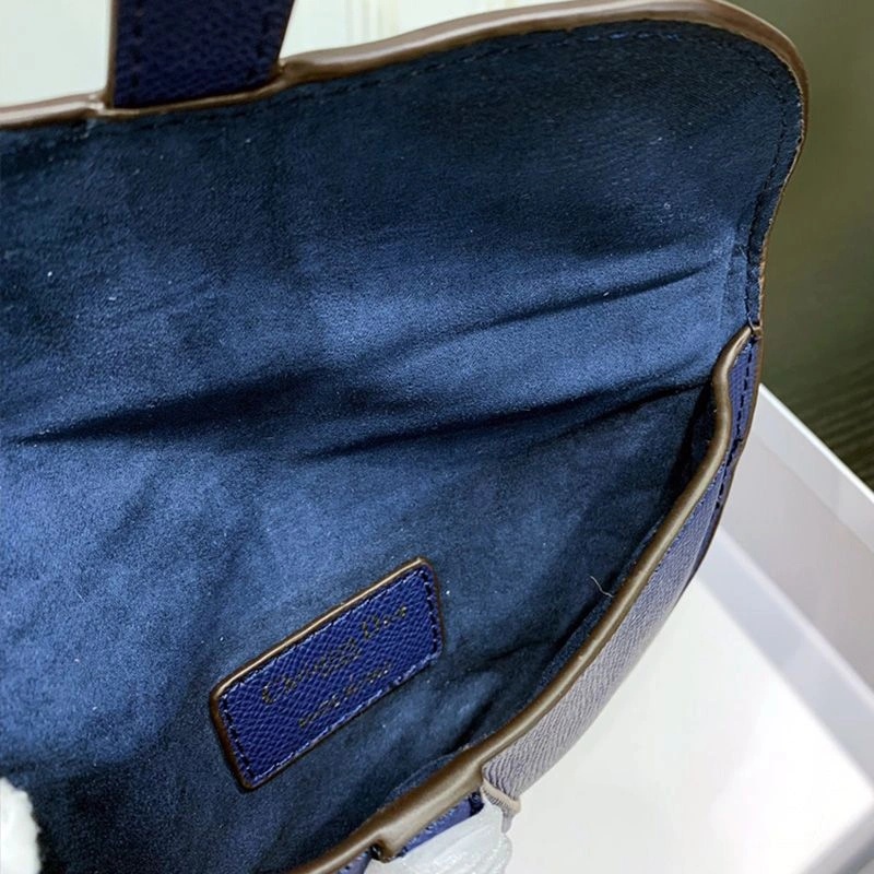 Dior Saddle Flat Belt Pouch Grained Calfskin Blue - Image 5