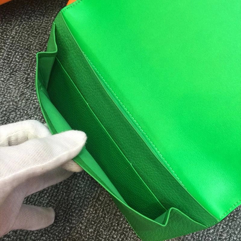 Hermes Dogon Duo Wallet Togo Leather Palladium Hardware In Green - Image 4