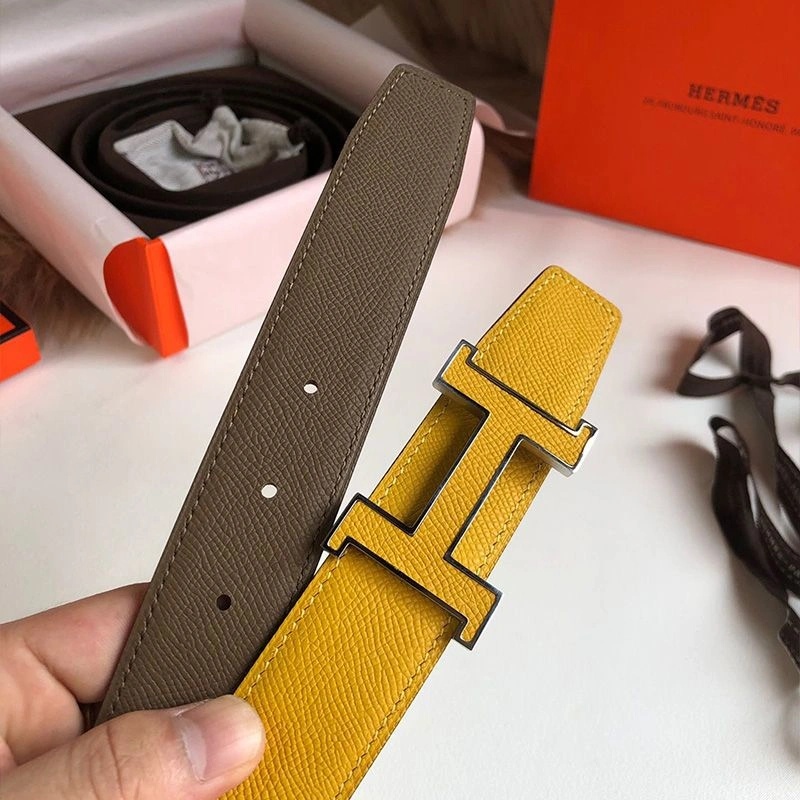 Hermes H Enamel Buckle 32MM Reversible Belt Epsom Leather In Yellow - Image 4
