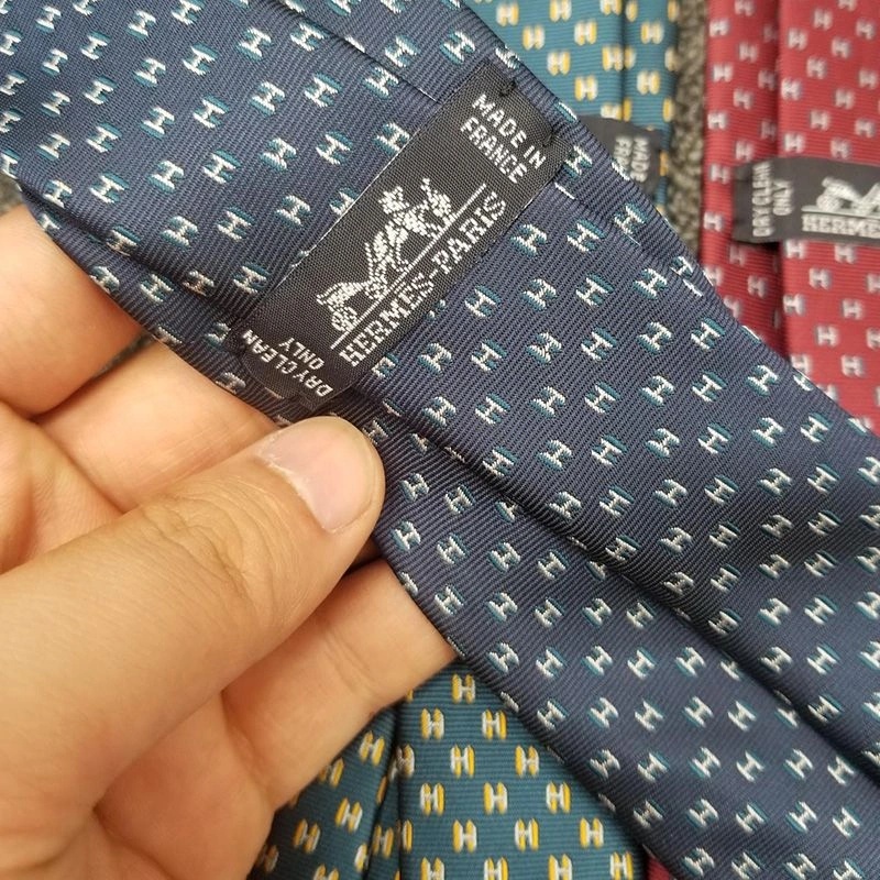 Hermes Hilario Ties - Image 4