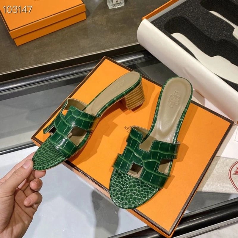 Hermes Oasis Slides Women Alligator Leather In Green - Image 4