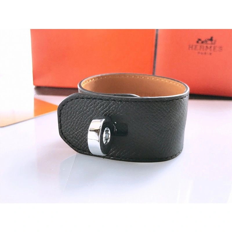 Hermes Turn-Lock Bracelets Box Calfskin Silver Hardware - Image 3