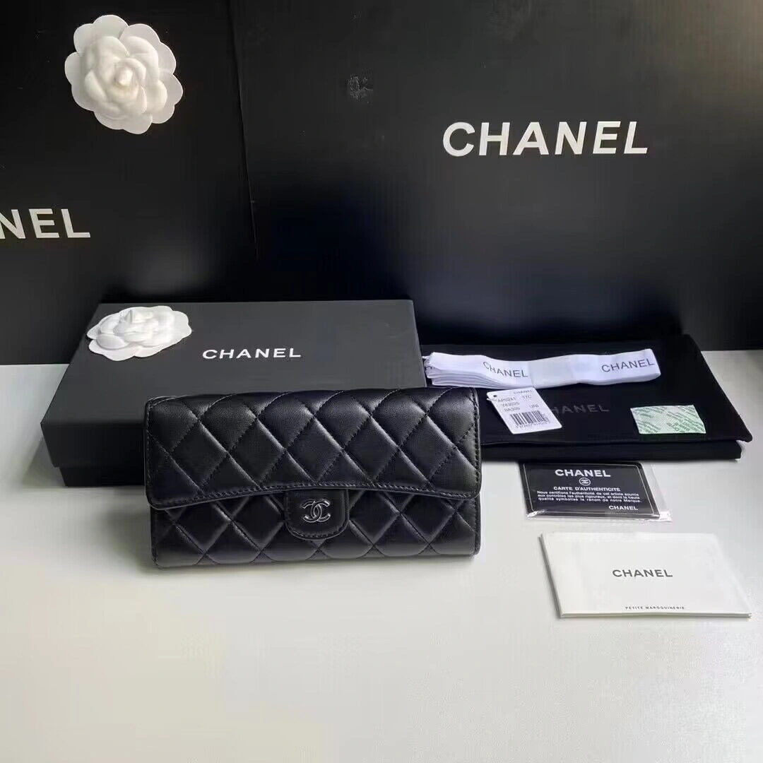 CHANEL WALLET DailyWear 1835