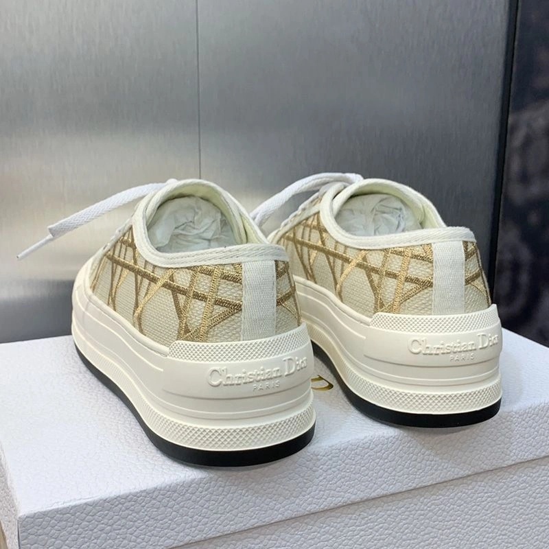 Walk'n'Dior Platform Sneakers Unisex Macrocannage Motif Canvas Gold - Image 3