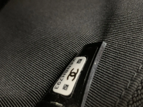 CHANEL WALLET-25*12.5cm UrbanStyle 1302 - Image 10