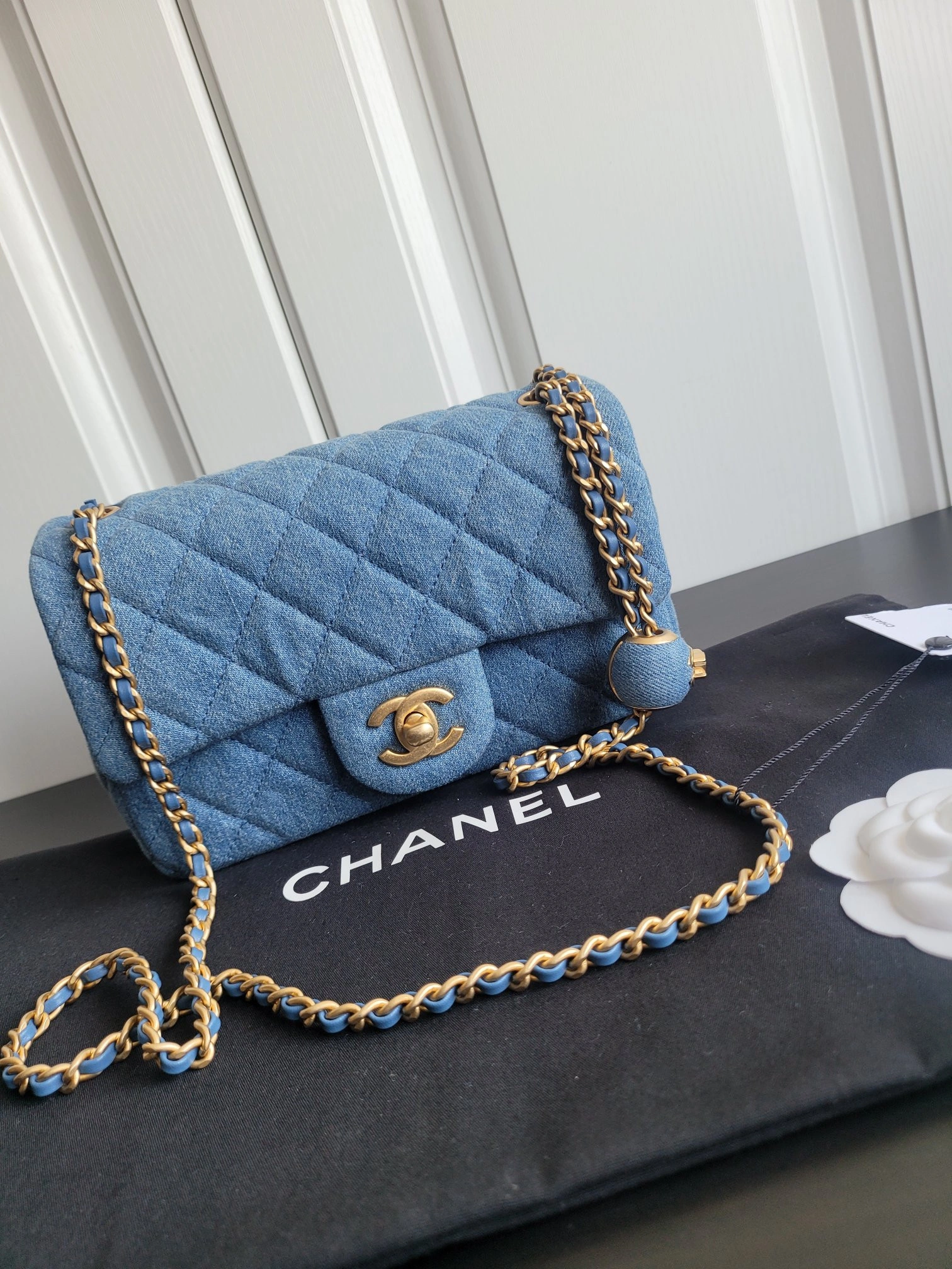 CHANEL FLAP BAG 20CM SportInspired 303