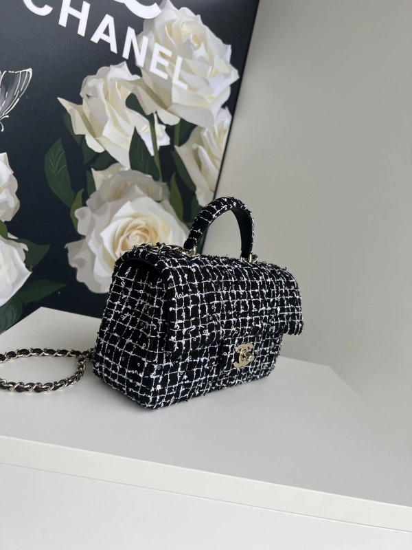 CHANEL FLAP BAG WITH TOP HANDLE-20*12*6cm StreetReady 905 - Image 3